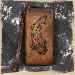 Vintage Embossed-Top Cowhide Purse with Zipper Multi-Card Clip, Vintage Clutch Design, Durable, Goldfish Pattern, Polyester Lining, Suitable for Everyday Use